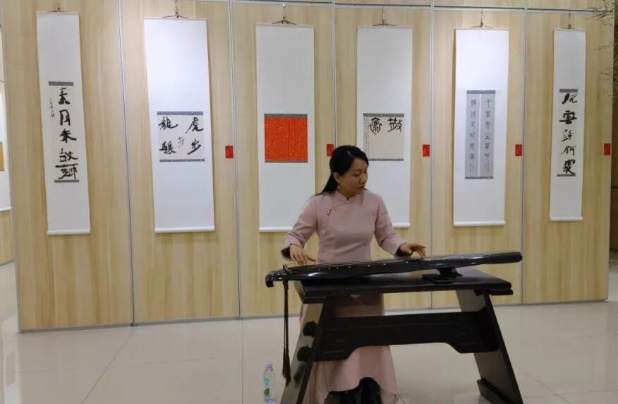 禮贊英雄 石家莊市橋西區(qū)吉語(yǔ)書(shū)法小品展的文化盛宴